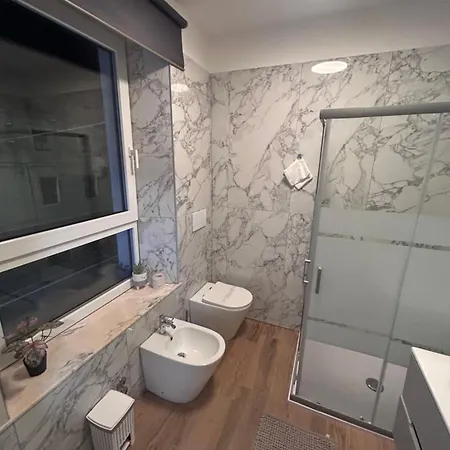 Alojamento de Acomodação e Pequeno-almoço Mondeo Udine