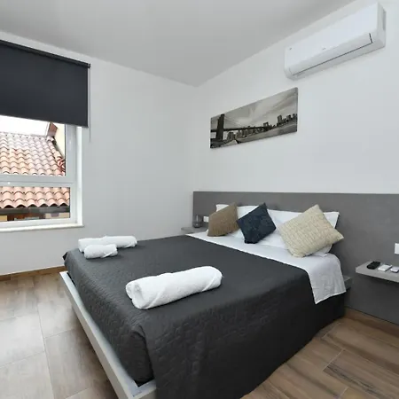 Mondeo Bed and breakfast