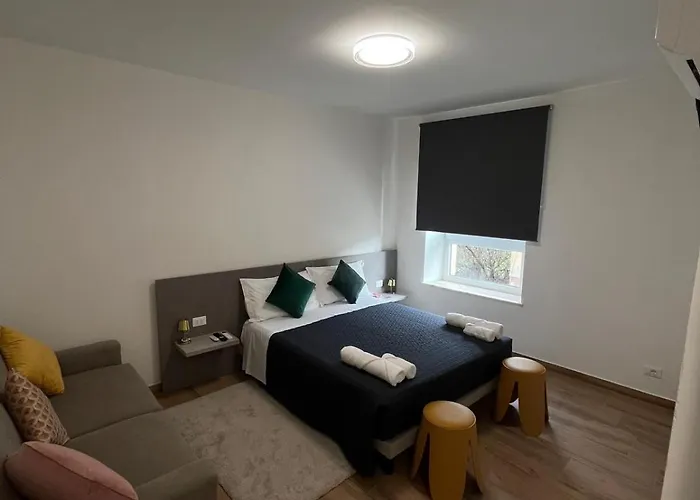 Oda ve Kahvaltı Mondeo 3*