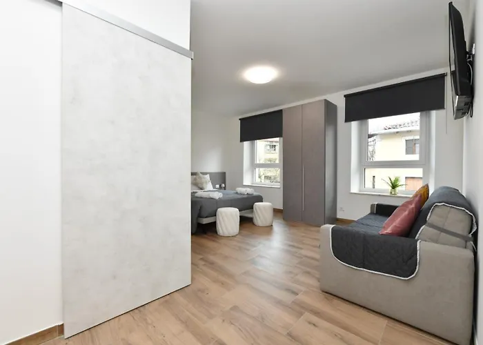 Oda ve Kahvaltı Mondeo